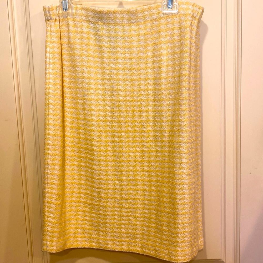 St John's ladies skirt